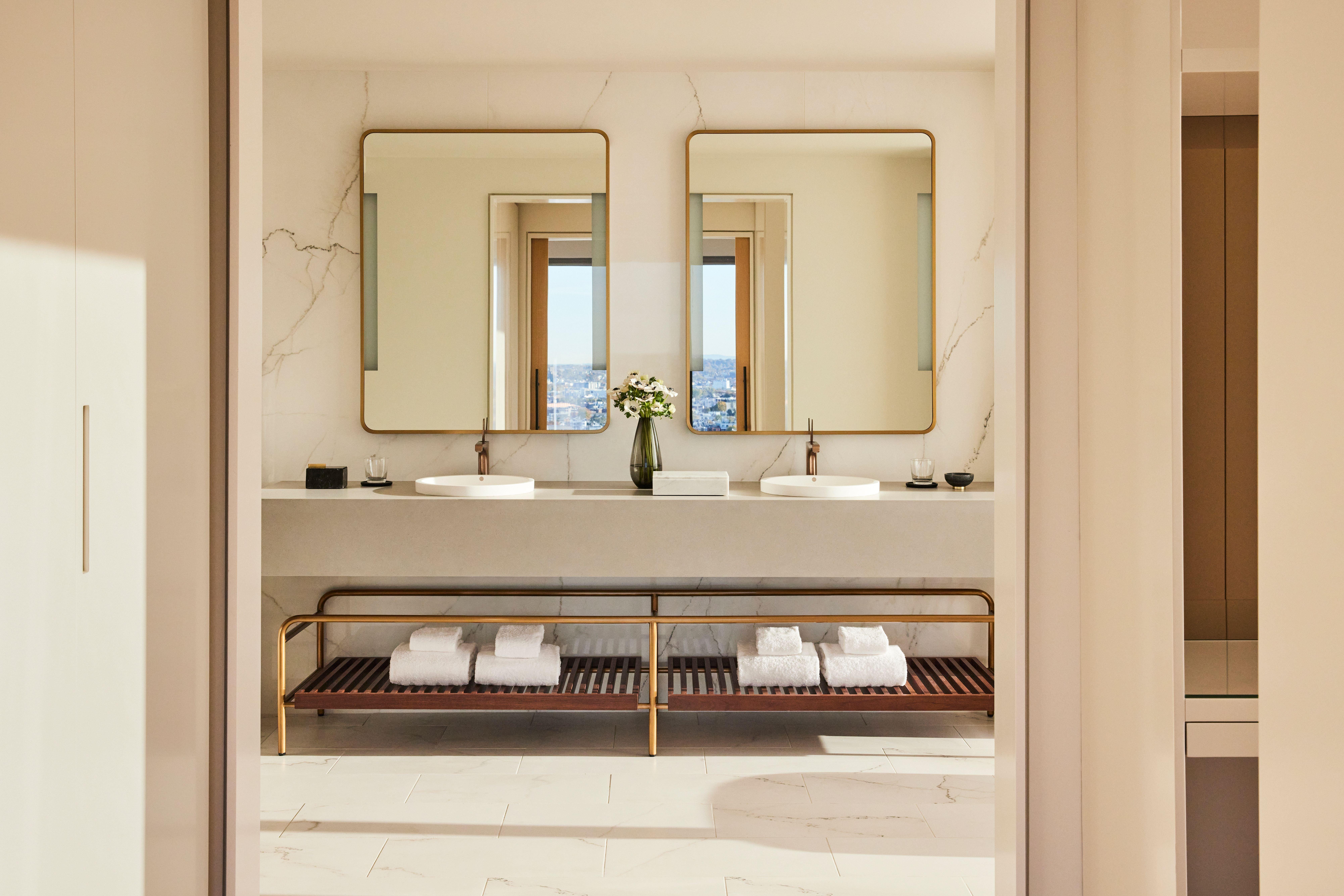 Omni Boston Hotel At The Seaport エクステリア 写真